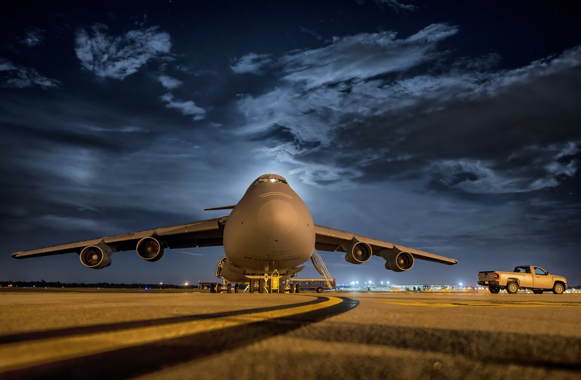 The Top 10 Richest Airlines In The World the-top-10-richest-airlines-in-the-world